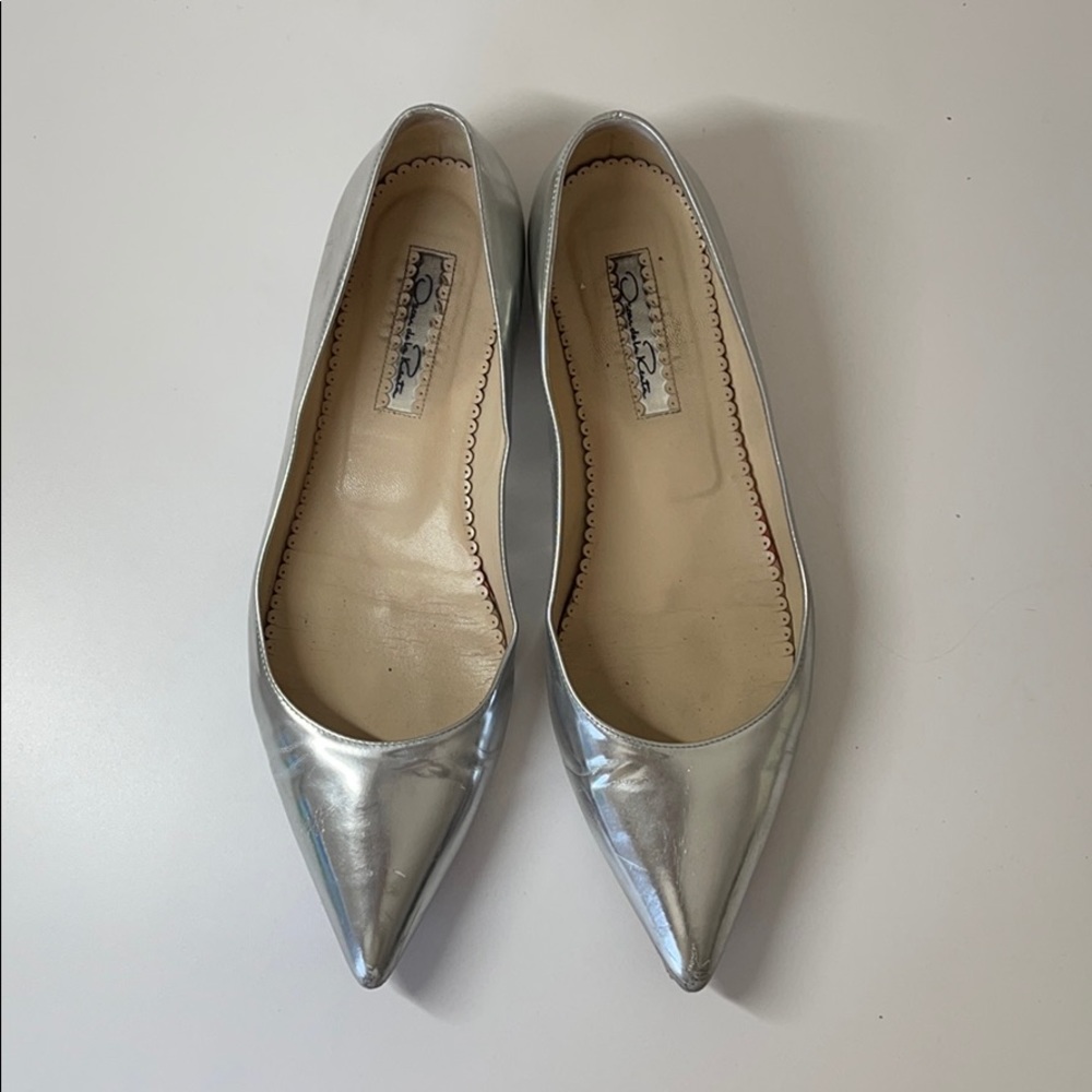 Life left Oscar de la Renta flats